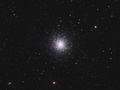 Gromada kulista gwiazd M13 w gwiazdozbiorze Herkulesa (fot. Marcin Paciorek). Źródło: http://www.astromarcin.pl/pages/M13a.html .
